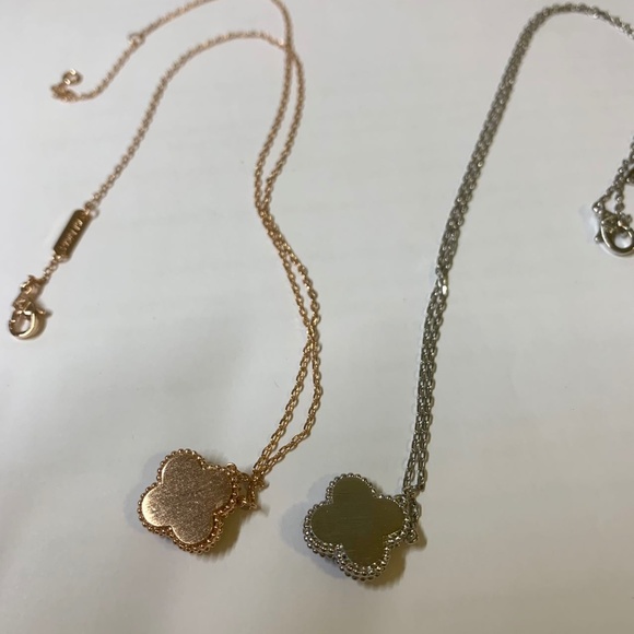 classic necklaces bundle - Picture 2 of 3